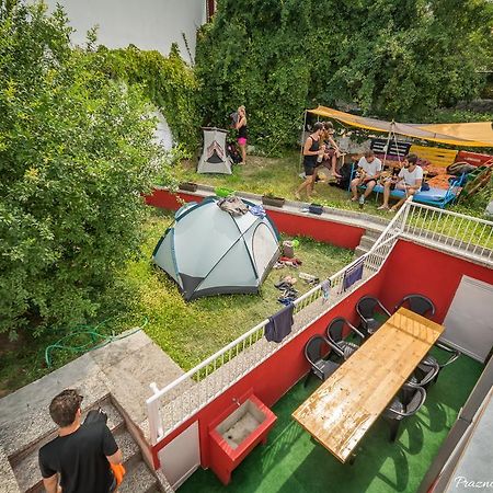 Mostar Downtown Hostel ภายนอก รูปภาพ