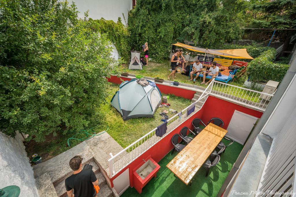Mostar Downtown Hostel ภายนอก รูปภาพ